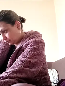 Snapshot of rosse26830 chatting on March 22, 10:49 am rosse26830 online show from March 22, 10:49 am