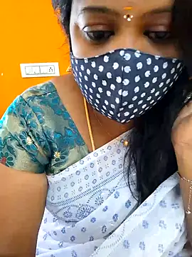 Snapshot of kanikasree chatting on January 25, 9:04 am kanikasree online show from January 25, 9:04 am