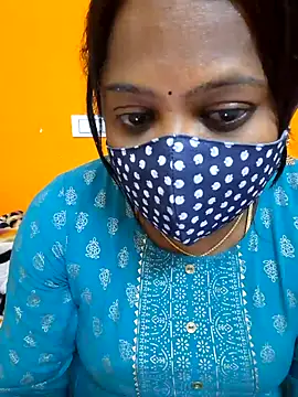 Snapshot of kanikasree chatting on January 28, 9:08 pm kanikasree online show from January 28, 9:08 pm
