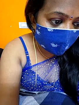 Snapshot of kanikasree chatting on February 21, 1:55 pm kanikasree online show from February 21, 1:55 pm