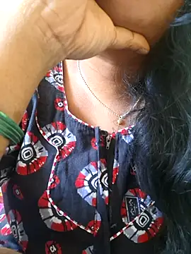 Snapshot of kanikasree chatting on September 26, 3:32 am kanikasree online show from September 26, 3:32 am