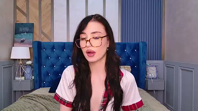 Snapshot of EmmaLawrens chatting on February 16, 6:54 pm EmmaLawrens online show from February 16, 6:54 pm