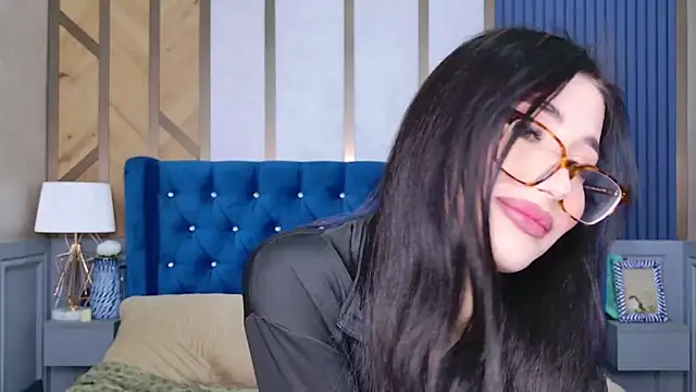 Snapshot of EmmaLawrens chatting on February 26, 4:14 pm EmmaLawrens online show from February 26, 4:14 pm