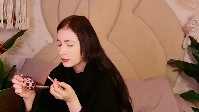 Snapshot of EmmaLawrens chatting on February 8, 6:00 pm EmmaLawrens online show from February 8, 6:00 pm