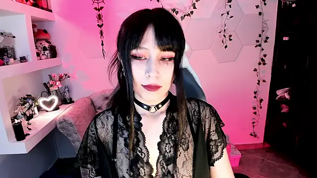 Effy Devalk online show from February 20, 4:03 pm