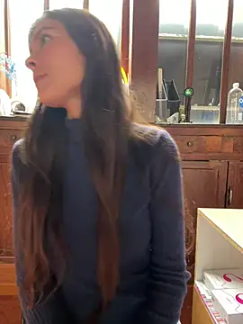 Aleska Miami online show from March 27, 2:28 pm