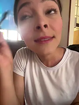 Snapshot of Aleska_Miami chatting on May 13, 3:53 pm Aleska Miami online show from May 13, 3:53 pm