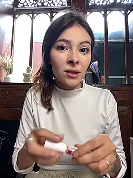 Snapshot of Aleska_Miami chatting on May 28, 2:25 pm Aleska Miami online show from May 28, 2:25 pm