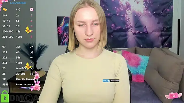 Snapshot of BeautyBlondy chatting on May 13, 12:24 pm BeautyBlondy online show from May 13, 12:24 pm