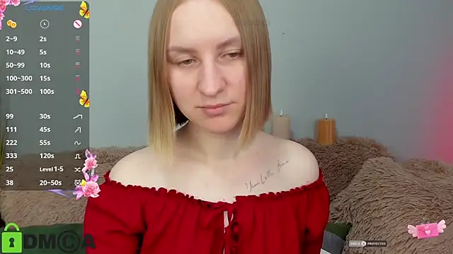 Snapshot of BeautyBlondy chatting on June 1, 12:29 pm BeautyBlondy online show from June 1, 12:29 pm