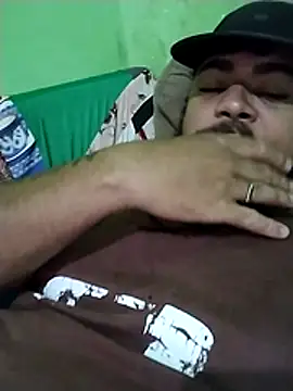 safado0027 online show from December 15, 8:46 pm