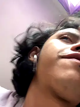 Snapshot of boysLittle chatting on October 9, 5:33 pm boysLittle online show from October 9, 5:33 pm