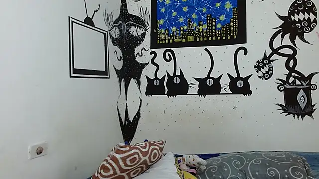 Snapshot of boysLittle chatting on October 14, 10:05 am boysLittle online show from October 14, 10:05 am