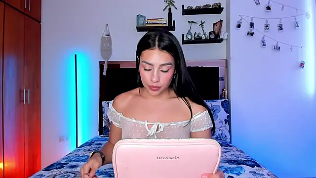 Carorosse online show from March 19, 10:20 pm