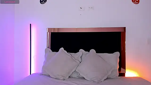 Carorosse online show from October 24, 7:32 pm