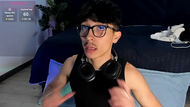 tim  fox online show from December 2, 11:59 am