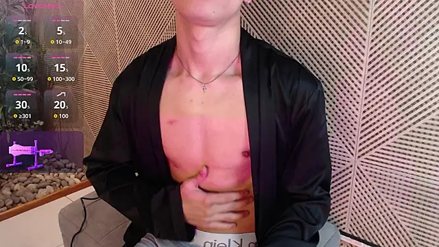 tim  fox online show from March 8, 11:58 am