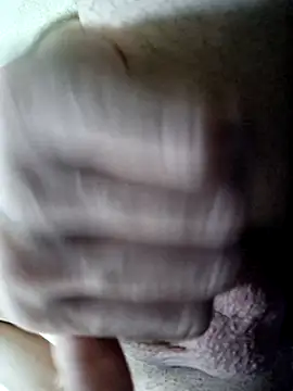 Snapshot of CSantiago01 chatting on March 10, 11:38 pm CSantiago01 online show from March 10, 11:38 pm