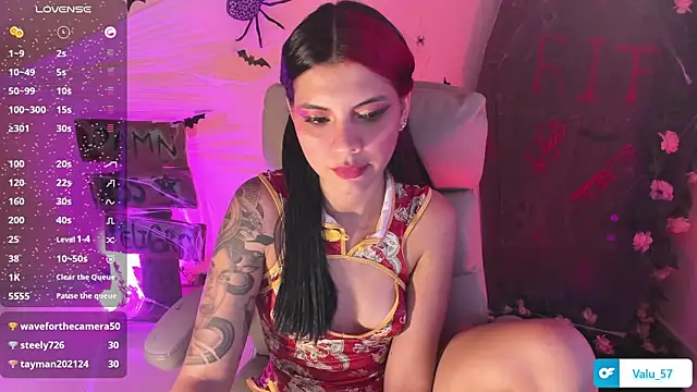 Snapshot of valu_557 chatting on October 18, 2:03 am valu 557 online show from October 18, 2:03 am