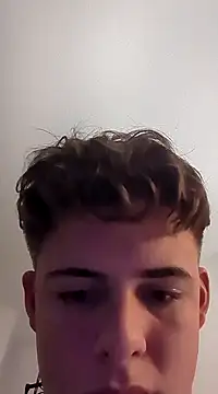 young18dick  online show from January 11, 9:26 am