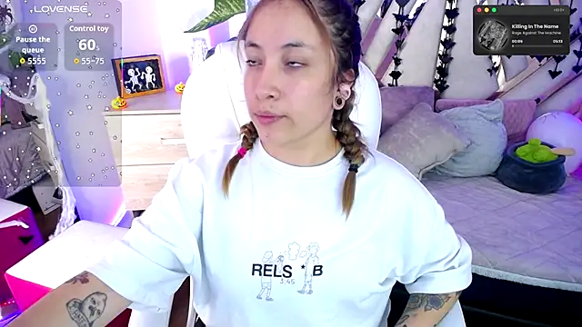 NyxAndria 1 online show from November 2, 2:47 am