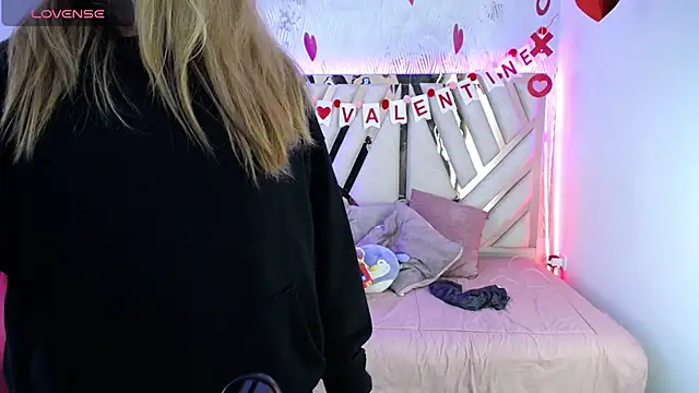 NyxAndria 1 online show from February 11, 1:10 am