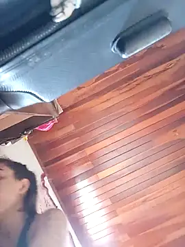 Snapshot of oliveira_k chatting on March 20, 2:33 pm oliveira k online show from March 20, 2:33 pm