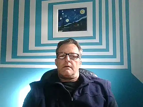 itsmeyes69 online show from April 12, 1:49 pm