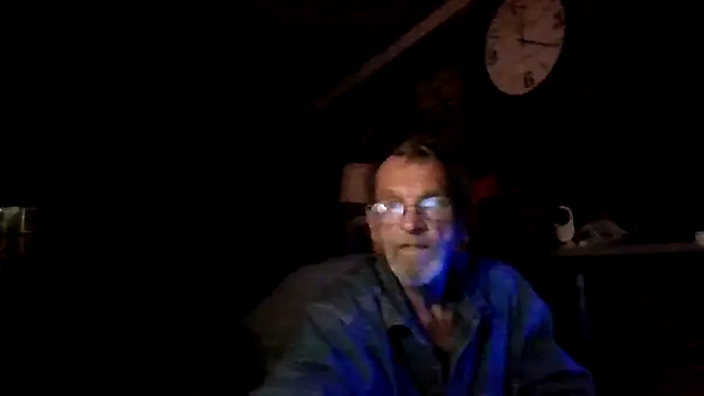 Snapshot of Aldick68 chatting on May 3, 5:24 am Aldick68 online show from May 3, 5:24 am