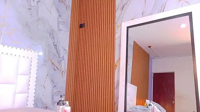 hotiergirl online show from February 14, 12:02 pm