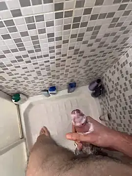 Snapshot of lucarioos06 chatting on January 10, 6:49 pm lucarioos06 online show from January 10, 6:49 pm