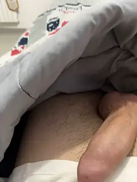 Snapshot of lucarioos06 chatting on January 18, 11:11 pm lucarioos06 online show from January 18, 11:11 pm