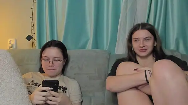 honey love honeyy online show from January 18, 10:06 pm