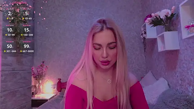 Mika Rayy online show from October 14, 6:52 pm