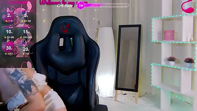 Amelia skyy online show from January 20, 8:19 am