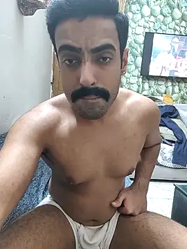 vaibhavchugh38 online show from February 16, 7:27 pm