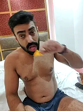 vaibhavchugh38 online show from March 18, 8:48 pm