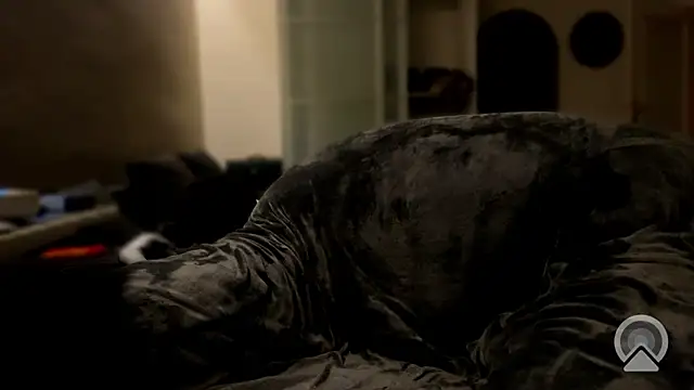 TyroneeDE online show from October 16, 2:45 am