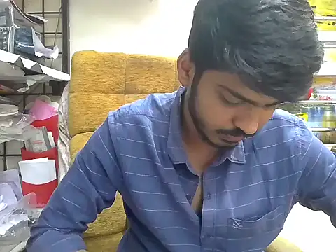 Snapshot of cute_modell chatting on November 15, 11:51 am cute modell online show from November 15, 11:51 am