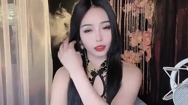 Snapshot of ying-love520 chatting on February 1, 2:02 pm ying-love520 online show from February 1, 2:02 pm