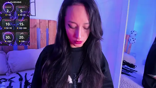 Snapshot of coral_jonesss chatting on July 20, 4:42 pm coral jonesss online show from July 20, 4:42 pm