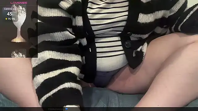 Teasingsarah online show from November 6, 3:24 pm