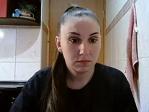 Yuliia30 online show from May 31, 2:24 pm