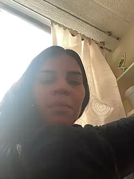 Snapshot of Anddyy__ chatting on February 11, 4:46 pm Anddyy online show from February 11, 4:46 pm