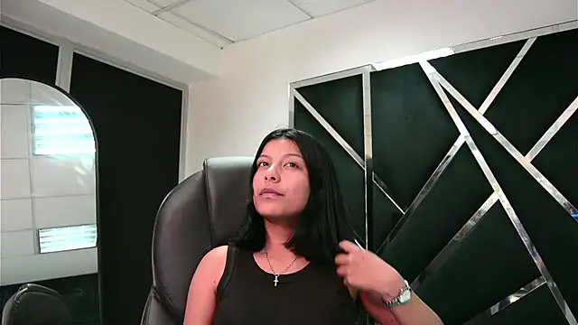 Snapshot of Salmaportman69 chatting on November 3, 12:46 am Salmaportman69 online show from November 3, 12:46 am