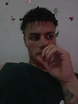 Snapshot of dany_hardy chatting on July 20, 10:07 am dany hardy online show from July 20, 10:07 am