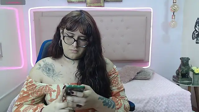 kathepickmanx online show from April 18, 3:32 am