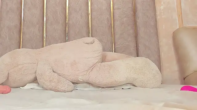 LilaBeily online show from February 11, 1:41 am