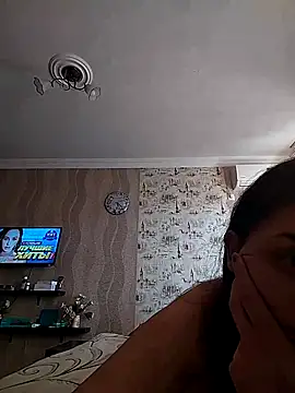 Rosanna Rennie online show from February 23, 1:42 pm