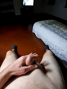 Snapshot of William1941 chatting on October 14, 7:09 am William1941 online show from October 14, 7:09 am